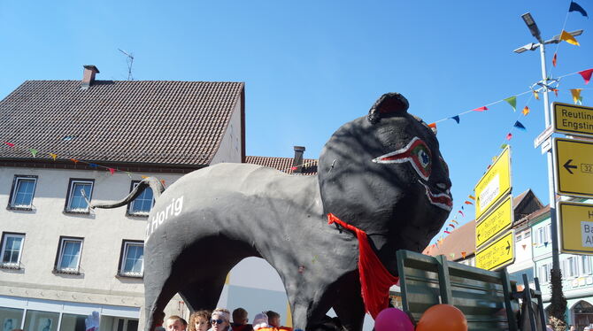Die horige Katz ist das Wahrzeichen der Gammertinger Fasnet. FOTOS: WURSTER Die horige Katz ist das Wahrzeichen der Gammertinger Fasnet. FOTOS: WURSTER