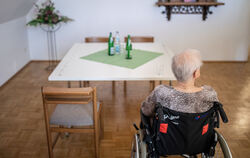Die Familie aus dem Haus, der Ehemann verstorben, die Mobilität eingeschränkt: Es gibt viele Gründe, weshalb ältere Menschen an 
